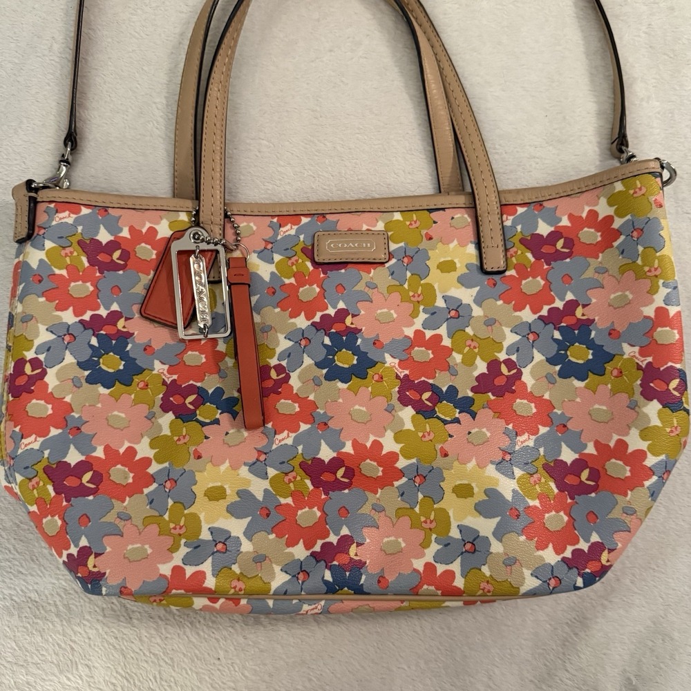 Coach Peyton Floral Print Tote F29962 Bag Purse Removable Shoulder Strap